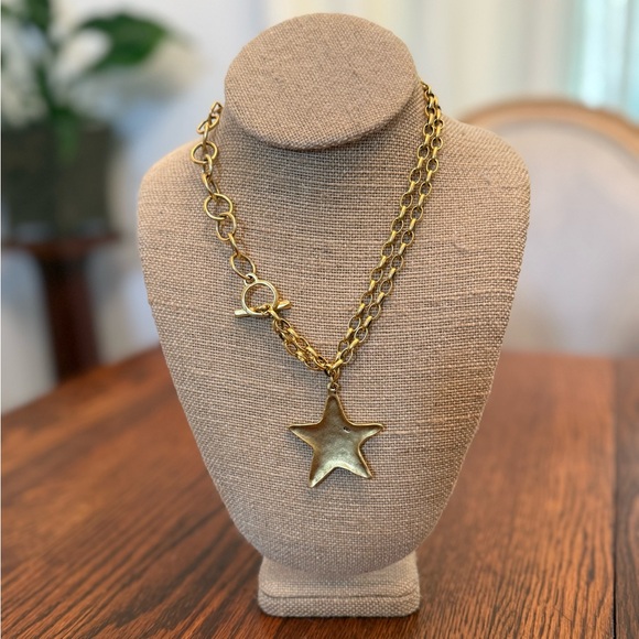 Luxe Linx Pendant Necklace - Picture 2 of 2